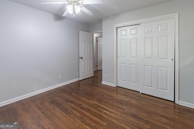 5022 Green Oak Drive SW, Lilburn, GA 30047