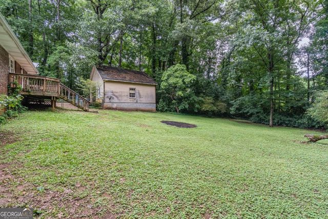 5022 Green Oak Drive SW, Lilburn, GA 30047