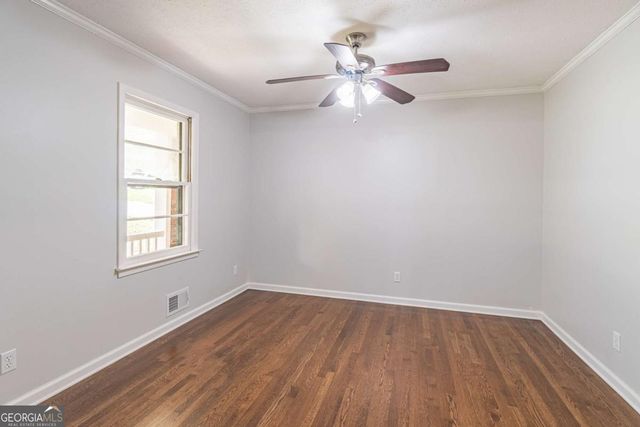 5022 Green Oak Drive SW, Lilburn, GA 30047