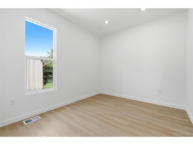 335 Strong St, Brighton, CO 80601