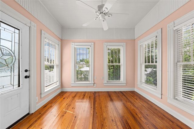 212 S CLYDE AVENUE, Kissimmee, FL 34741