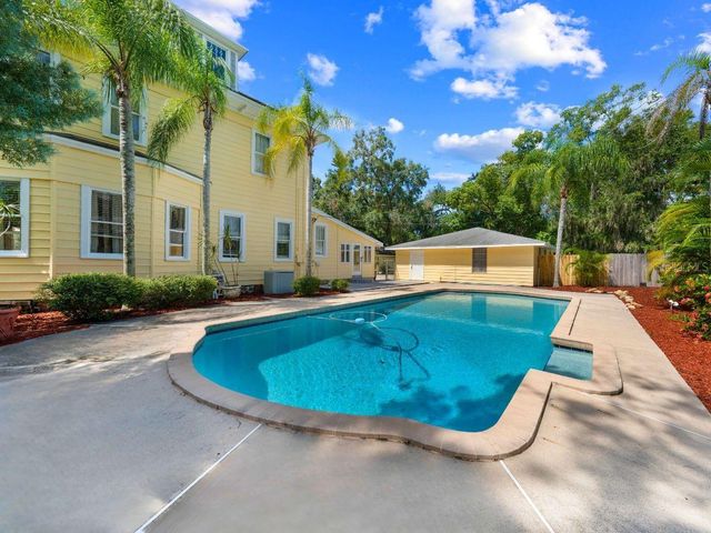 212 S CLYDE AVENUE, Kissimmee, FL 34741