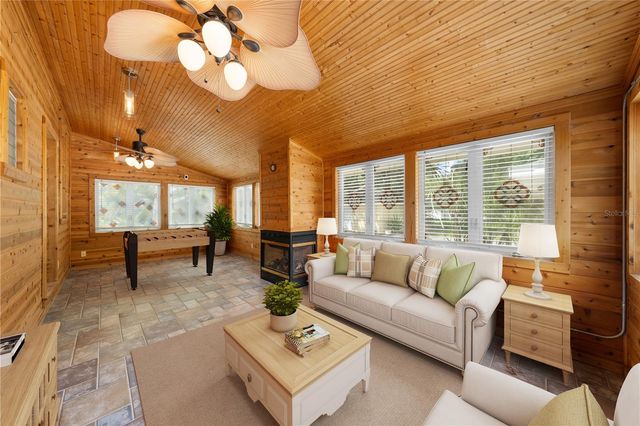 212 S CLYDE AVENUE, Kissimmee, FL 34741