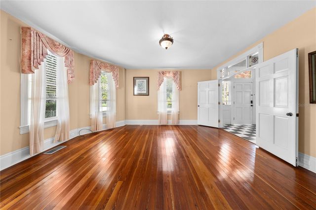 212 S CLYDE AVENUE, Kissimmee, FL 34741