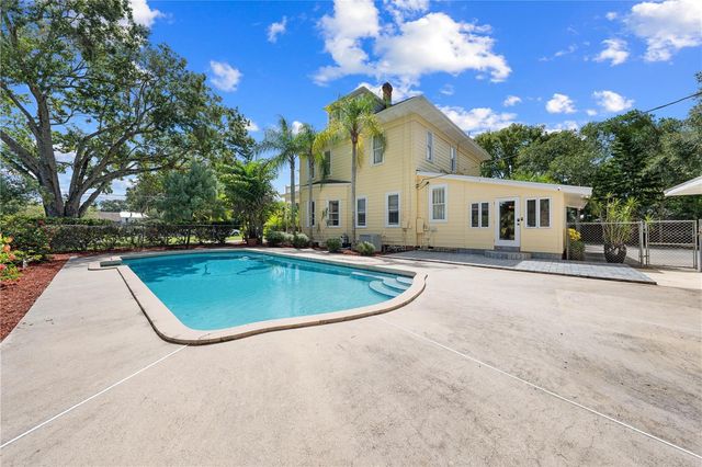 212 S CLYDE AVENUE, Kissimmee, FL 34741