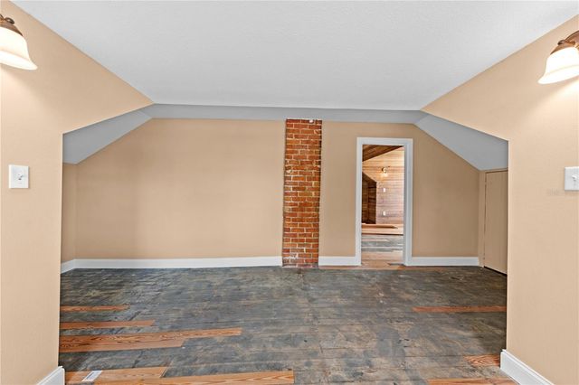 212 S CLYDE AVENUE, Kissimmee, FL 34741