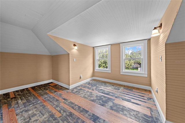 212 S CLYDE AVENUE, Kissimmee, FL 34741