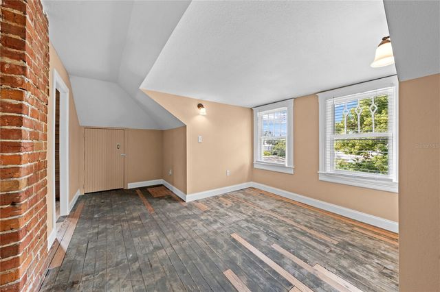 212 S CLYDE AVENUE, Kissimmee, FL 34741