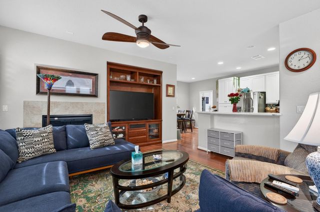 6335 Brando Loop, Fair Oaks, CA 95628