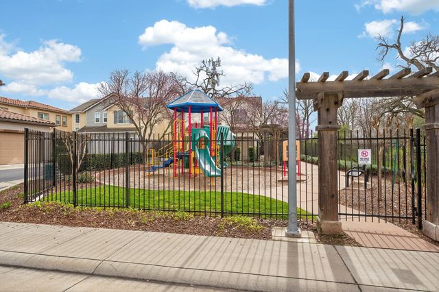 6335 Brando Loop, Fair Oaks, CA 95628