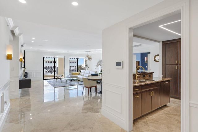 200 E Palmetto Park Road 811, Boca Raton, FL 33432