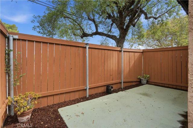 16595 Upland Avenue B, Fontana, CA 92335
