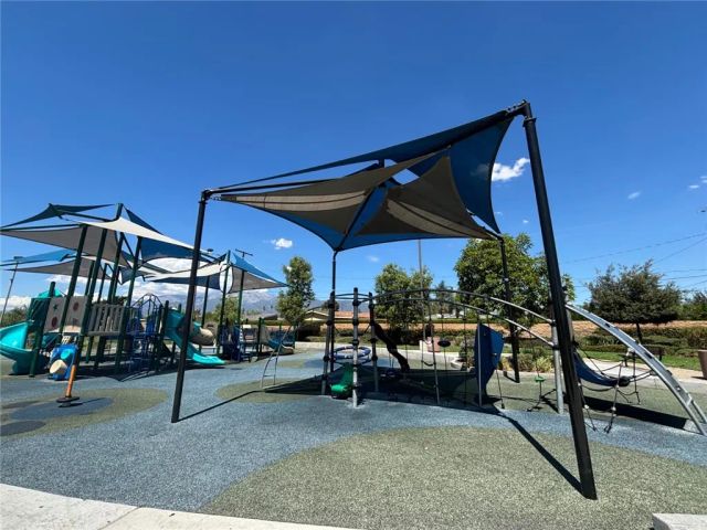 16595 Upland Avenue B, Fontana, CA 92335