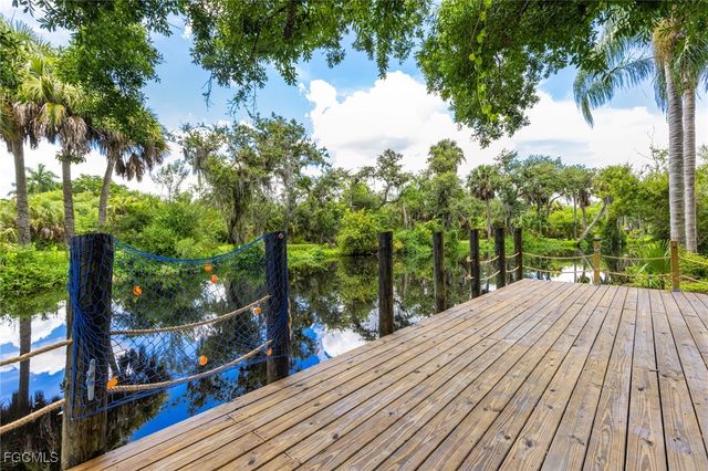 7436 Dana Lin CIR, North Fort Myers, FL 33917