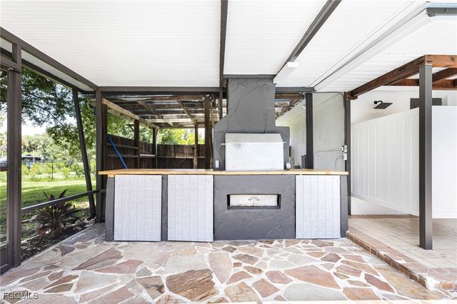 7436 Dana Lin CIR, North Fort Myers, FL 33917