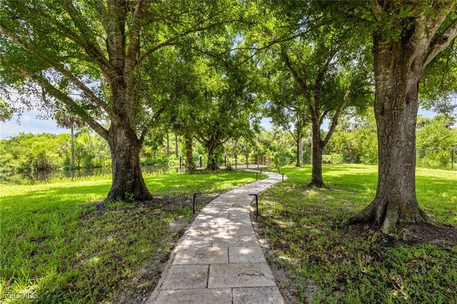 7436 Dana Lin CIR, North Fort Myers, FL 33917