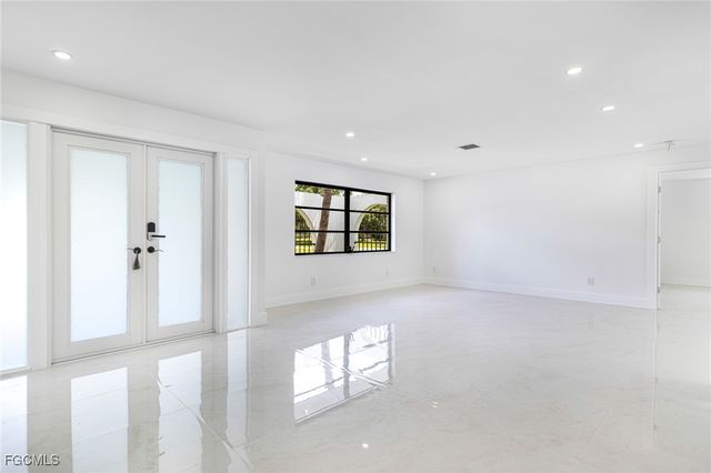 7436 Dana Lin CIR, North Fort Myers, FL 33917