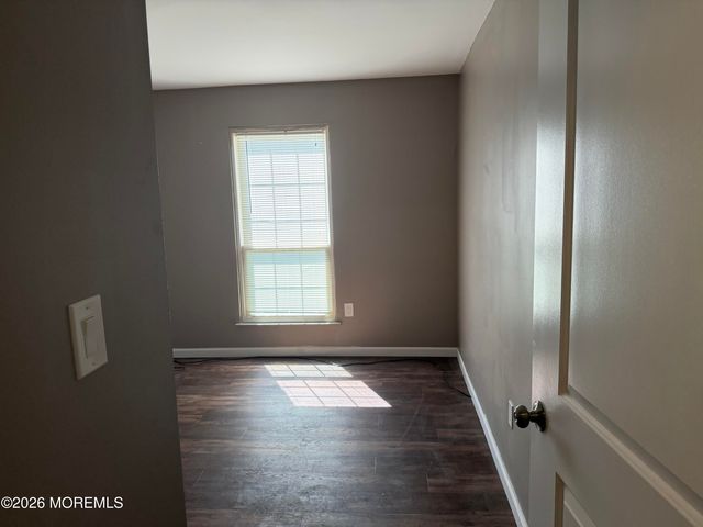 105 Players Circle, Tinton Falls, NJ 07724