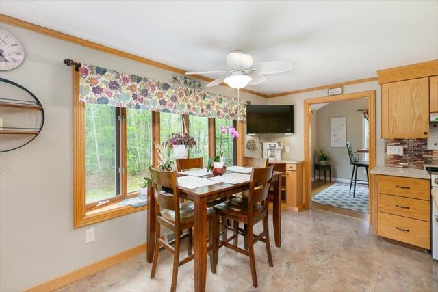 10 Balsam Way, Plaistow, NH 03865