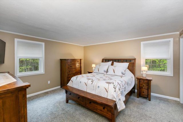 10 Balsam Way, Plaistow, NH 03865