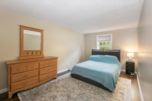 10 Balsam Way, Plaistow, NH 03865