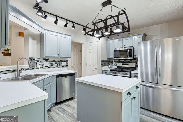 2010 Hidden Valley Drive SW, Marietta, GA 30008