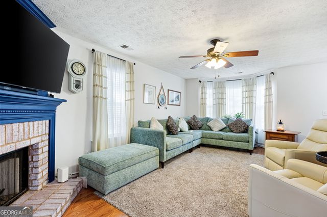 2010 Hidden Valley Drive SW, Marietta, GA 30008