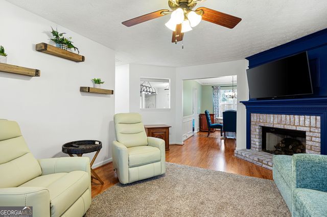 2010 Hidden Valley Drive SW, Marietta, GA 30008