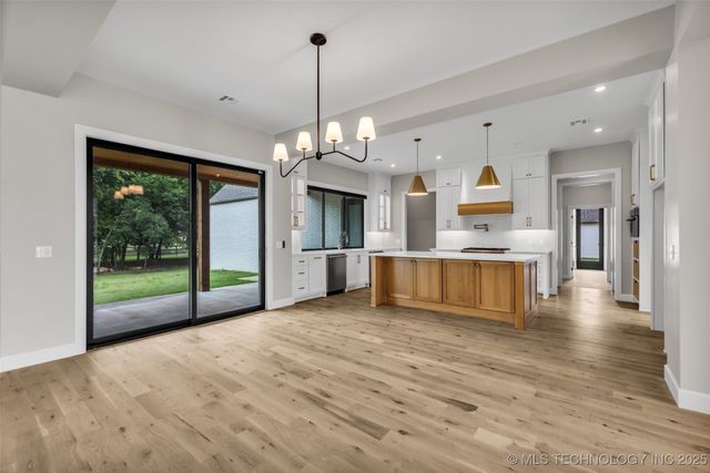 6364 N Blue Sage Drive, Owasso, OK 74055