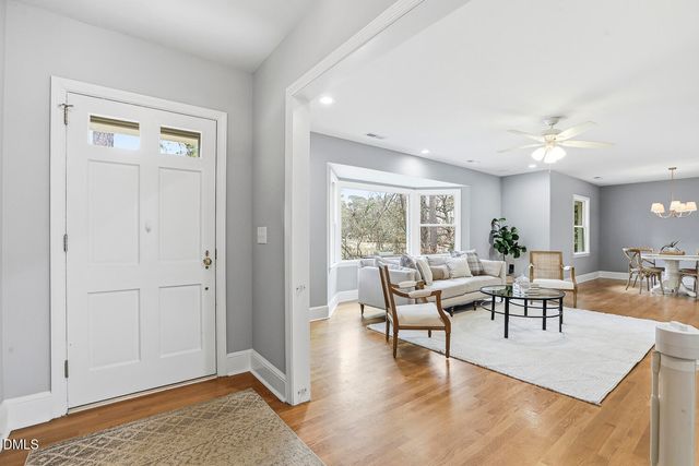 100 W Lakeside Drive, Fuquay Varina, NC 27526