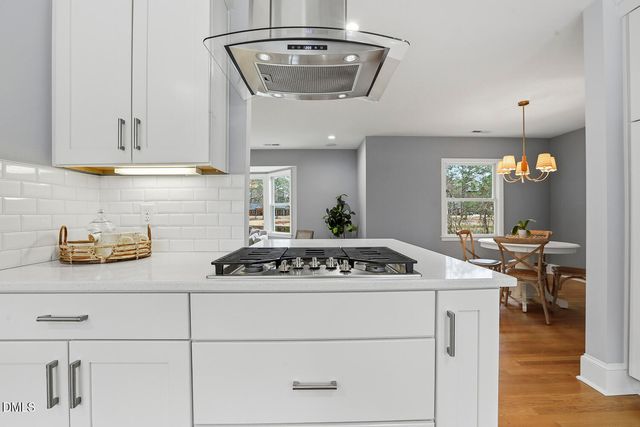 100 W Lakeside Drive, Fuquay Varina, NC 27526