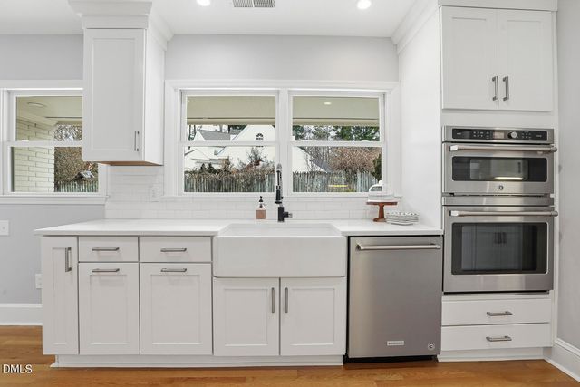 100 W Lakeside Drive, Fuquay Varina, NC 27526