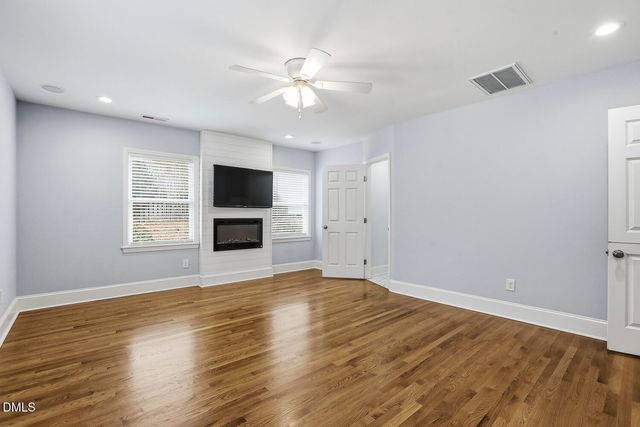 100 W Lakeside Drive, Fuquay Varina, NC 27526