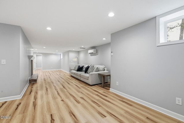 100 W Lakeside Drive, Fuquay Varina, NC 27526