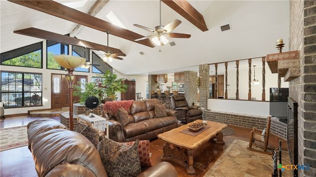 400 Persons Street, Stockdale, TX 78160