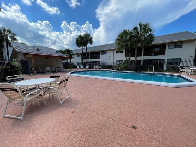 2967 Riverside Drive Unit 109, Coral Springs, FL 33065