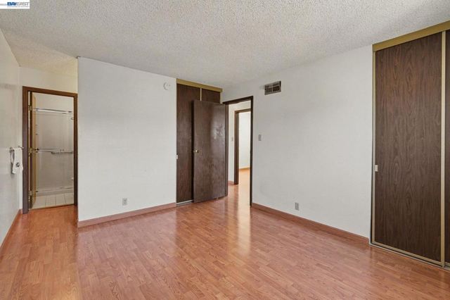 721 Gellert Blvd, Daly City, CA 94015