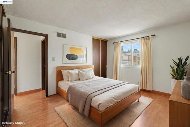 721 Gellert Blvd, Daly City, CA 94015