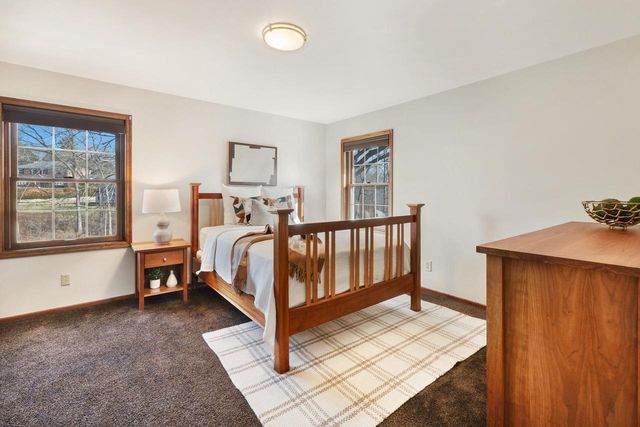 12044 N Maryhill COURT, Mequon, WI 53092