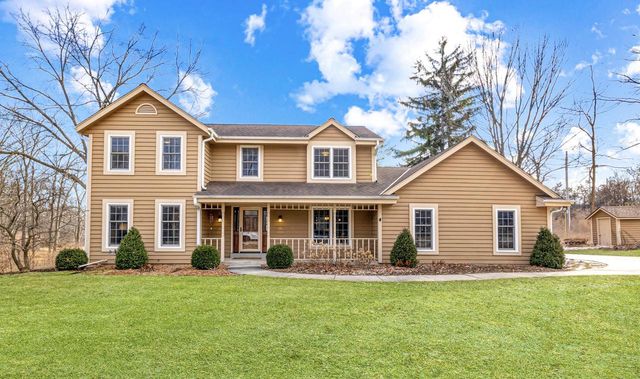 12044 N Maryhill COURT, Mequon, WI 53092