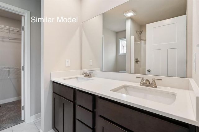 608 NE Oak Ridge Drive, Ankeny, IA 50021