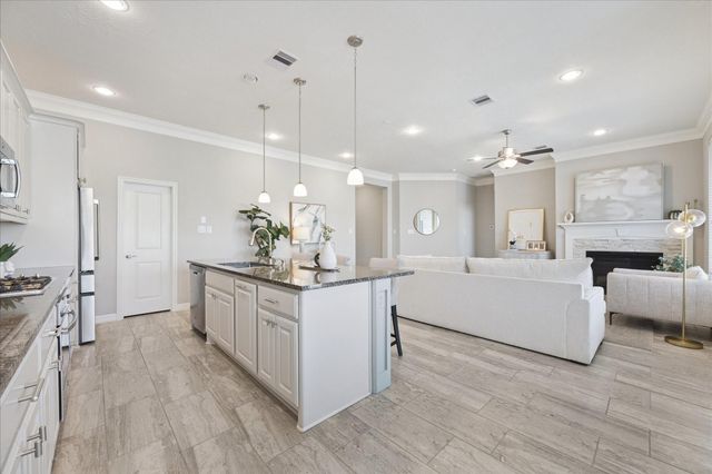 9823 Joyce Drive, Rosharon, TX 77583