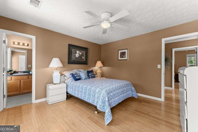 1628 Indian Way, Cumming, GA 30040