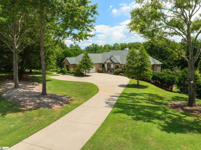 216 Bruce Farm Road, Simpsonville, SC 29681