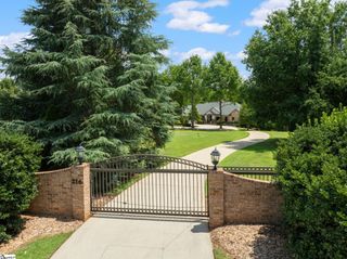 216 Bruce Farm Road, Simpsonville, SC 29681