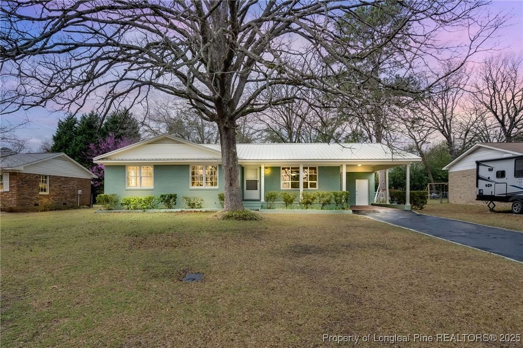 1772 Inverness Drive, Fayetteville, NC 28304