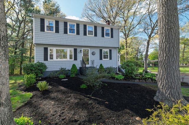 68 Alden St, Foxboro, MA 02035