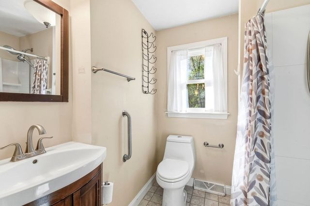 68 Alden St, Foxboro, MA 02035