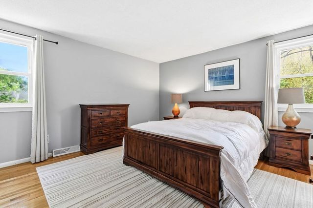 68 Alden St, Foxboro, MA 02035