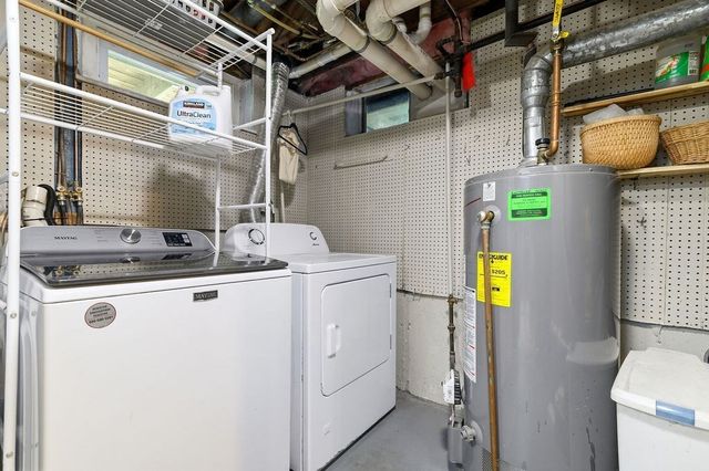 68 Alden St, Foxboro, MA 02035